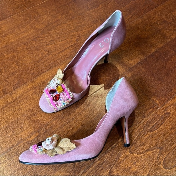 G.2 Feminine Coquette Pink Suede Embellished Heels, Fun Shoe From Brazil, Size 8 - Picture 1 of 16